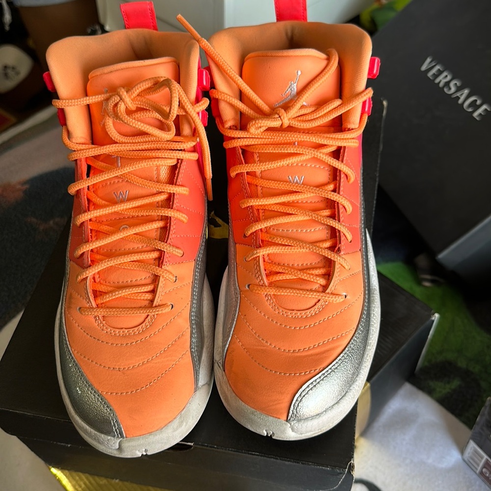 Jordan 12s